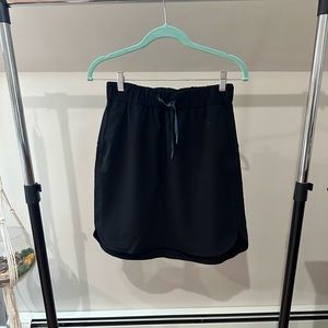 Lululemon skirt, size 6